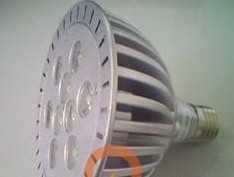 LED照明新選擇 9W螺口射燈與紡織品上光皂的跨界魅力